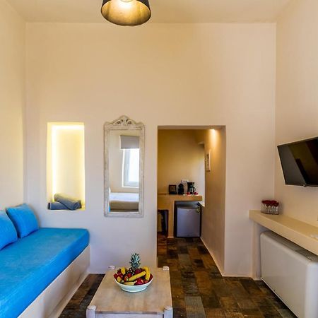 Alma Libre Suites Fira (Santorini) Exterior foto