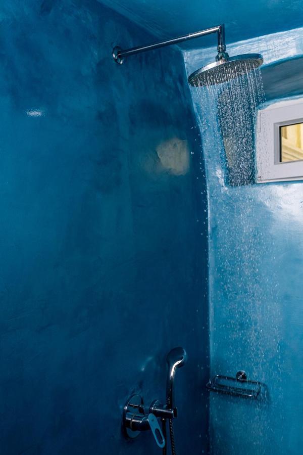 Alma Libre Suites Fira (Santorini) Exterior foto