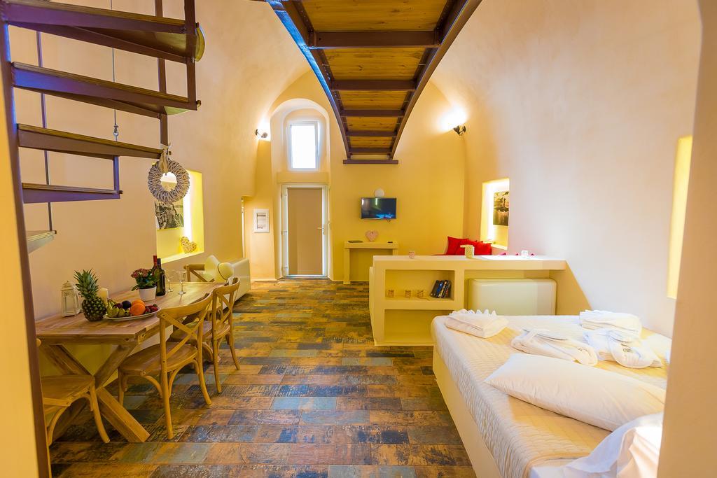 Alma Libre Suites Fira (Santorini) Exterior foto