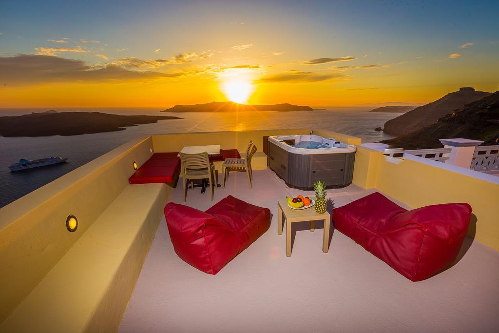 Alma Libre Suites Fira (Santorini) Exterior foto