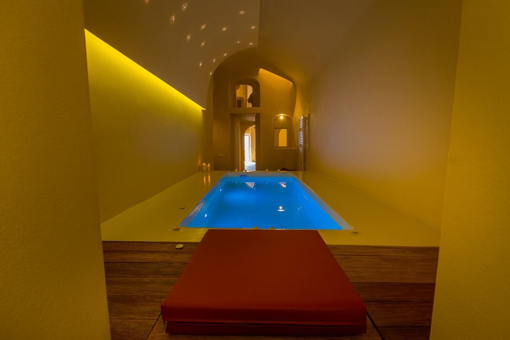 Alma Libre Suites Fira (Santorini) Exterior foto